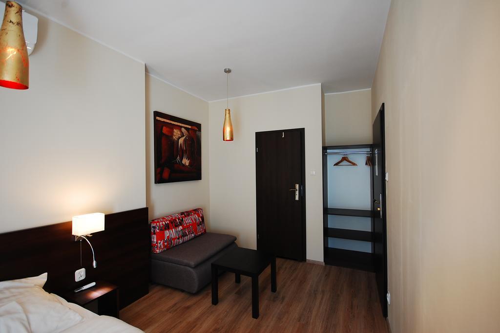Hipnotic Bed & Breakfast Sopot Bagian luar foto